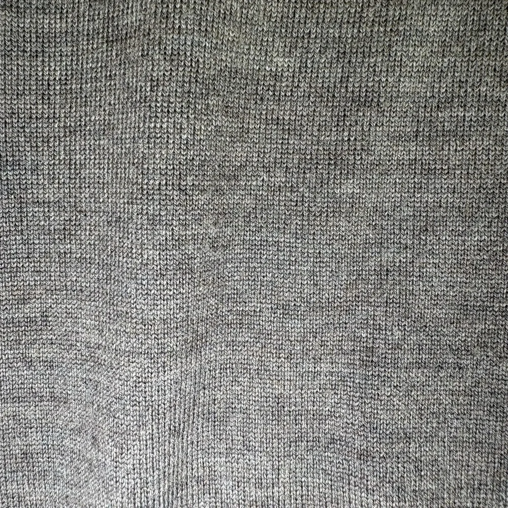 Hart Schaffner Marx Extra Fine Merino Wool V-neck vest Gray Brown Heather Size L